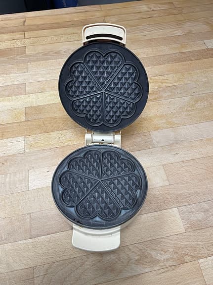 Våffeljärn hjärtformade våfflor
