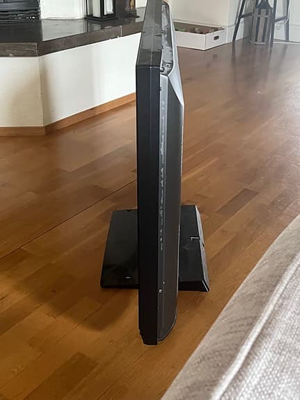 Panasonic TV svart 42 tum