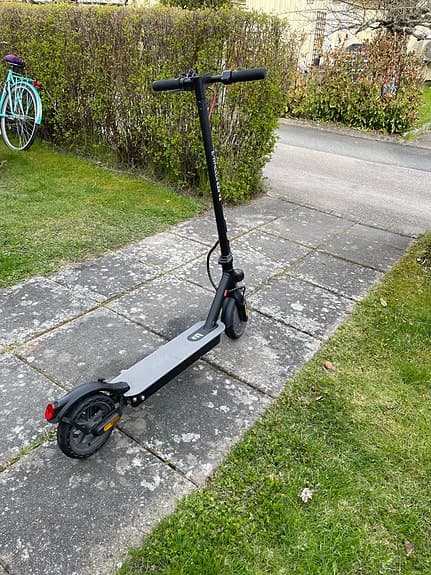 E-Weels E2S V2 el-sparkcykel svart/grå