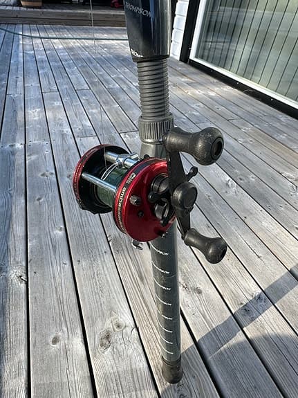 Ron Thompson Armageddon Revolution 2X fiskespö med rulle
