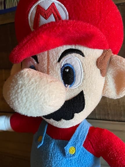 Officiell Super Mario mjukisdjur röd/blå