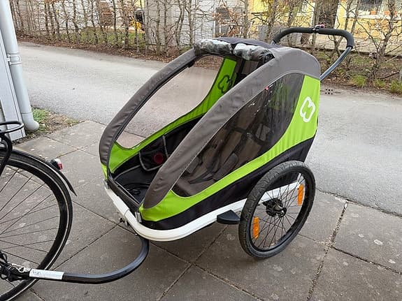 Hamax cykelvagn grön för två barn