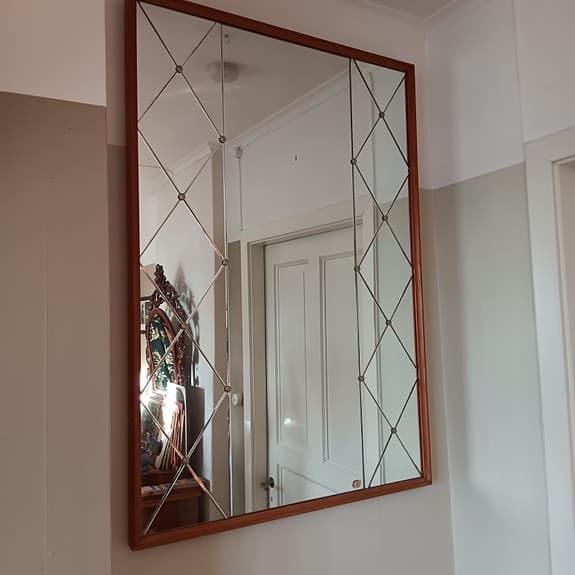 Svensk Spegel 50-60 tal, fasett slipat glas