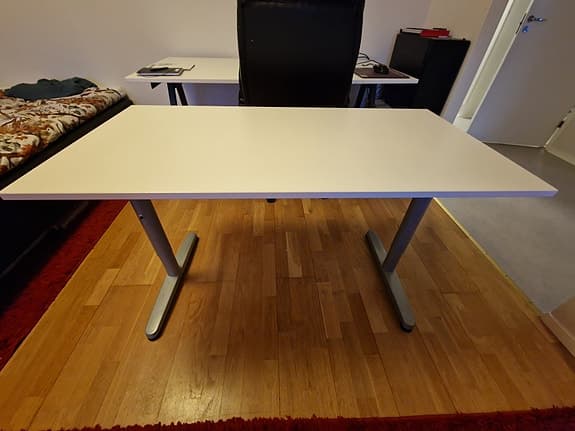IKEA Galant skrivbord vitt