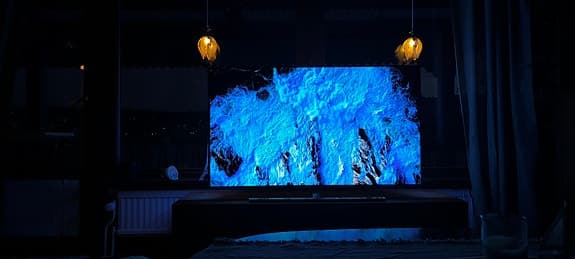 Philips 855 OLED 4K TV 55 tum med Ambilight (Perfekt skick!)