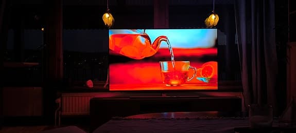 Philips 855 OLED 4K TV 55 tum med Ambilight (Perfekt skick!)