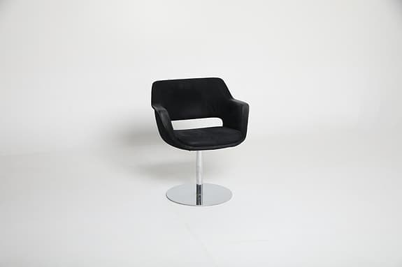 2 st Lounge stol ''Kilta'' av Martela i antagligen Alcantara tyg