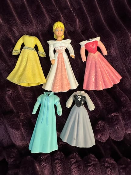 Polly Pocket Princess Matell 5 klänningar