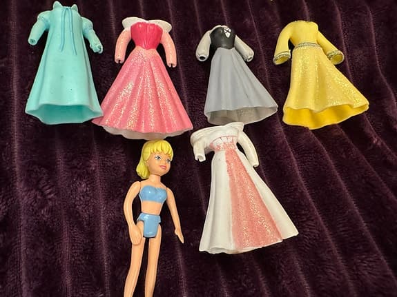 Polly Pocket Princess Matell 5 klänningar