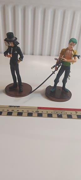 One Piece Samlarfigurer 14 cm Zoro & Rob Lucci  äldre modell (okänd tillverkare)