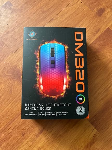 DM320 trådlös lättvikts gamingmus RGB