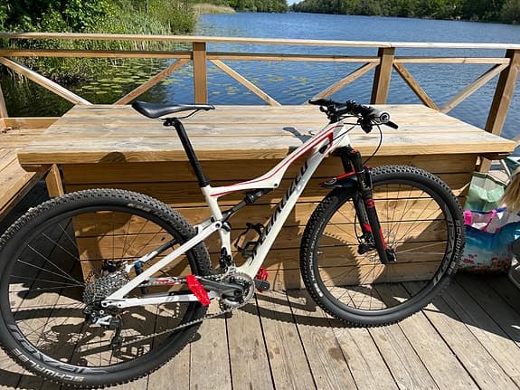 Specialized Era Expert Carbon 29 heldämpad/hardtail MTB M 29". S/M