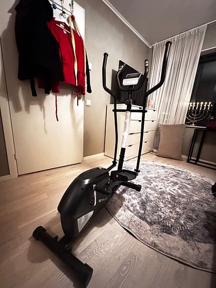 Epsilon crosstrainer svart