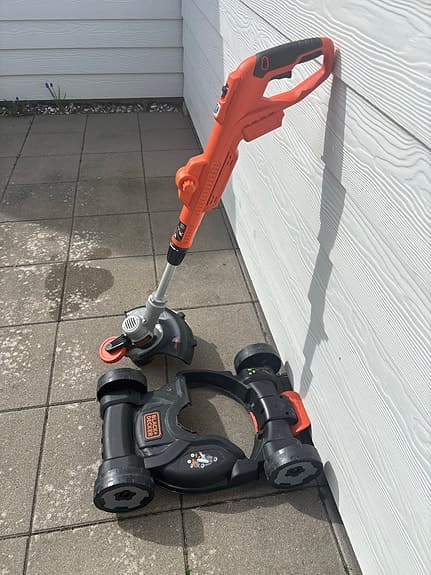 Black & Decker grästrimmer orange även som gräsklippare!