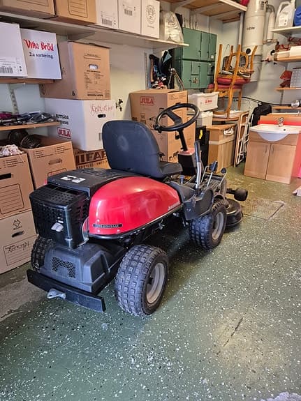 Husqvarna FR 2213 MA åkgräsklippare röd
