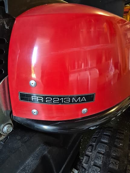 Husqvarna FR 2213 MA åkgräsklippare röd