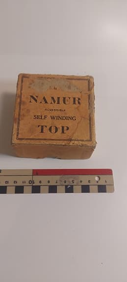Vintage fiskekrokar ca 25 st med lina – Allcocks England – original förpackning