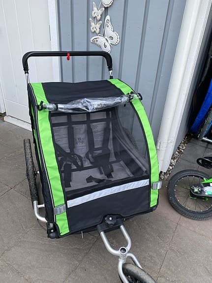 Cykelvagn svart/grön för två barn