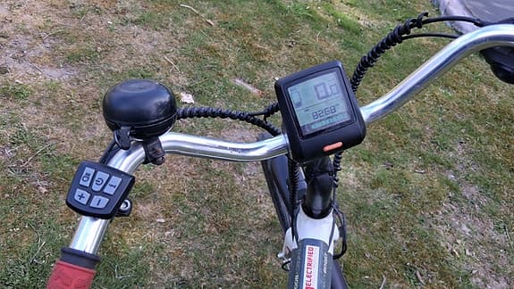 Elcykel 28" herr eller unisex 700c vit/svart - Velocity Energy Boost