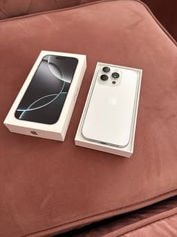 Apple iPhone 16 Pro smartphone 128 GB vit