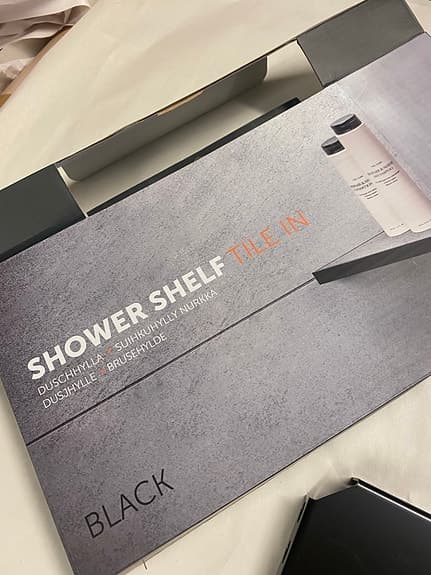 Tebo Shower Shelf Tile In duschhylla hörn svart