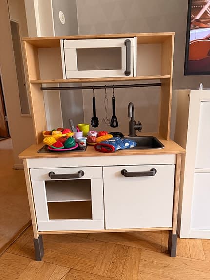 IKEA Leksakskök med mat