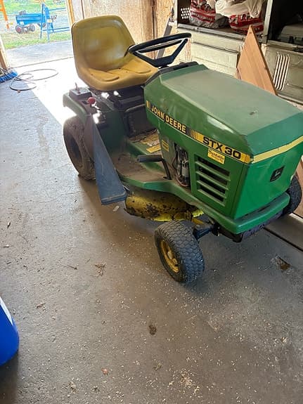 John Deere STX30 åkgräsklippare