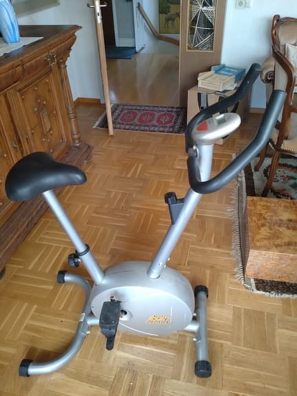 Exercycle motionscykel