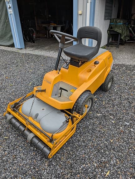 Åkgräsklippare Stiga villa master