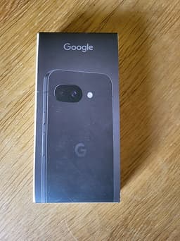 Google Pixel 9a helt ny och oanvänd.