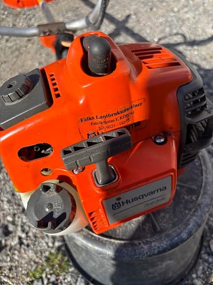 Husqvarna röjsåg / trimmer bensin