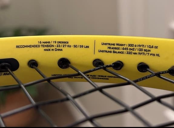 Fynd!! BABOLAT - Pure Aero 300g + Tennisväska