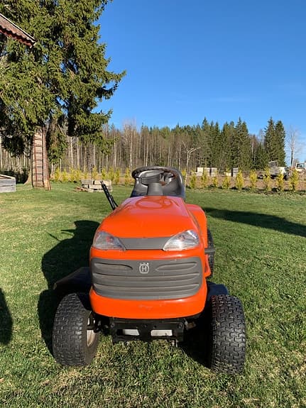 Husqvarna LT151 åkgräsklippare