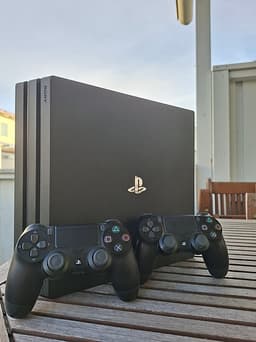 Sony Playstation 4 Pro 1tb