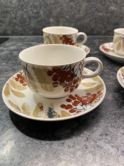 Kaffekoppar med fat, 4 st, Diamant Berry