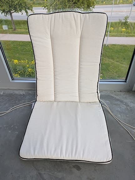 Vit dyna 105×50 cm.