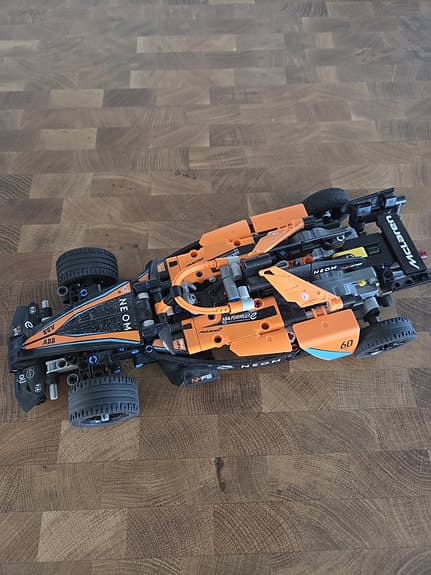 LEGO Technic McLaren F1 bil orange/svart