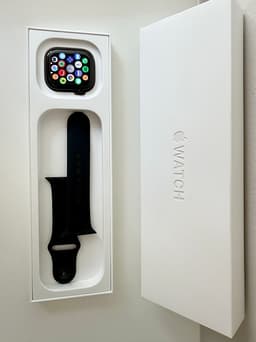 Apple Watch Series 11,  42mm med GPS
