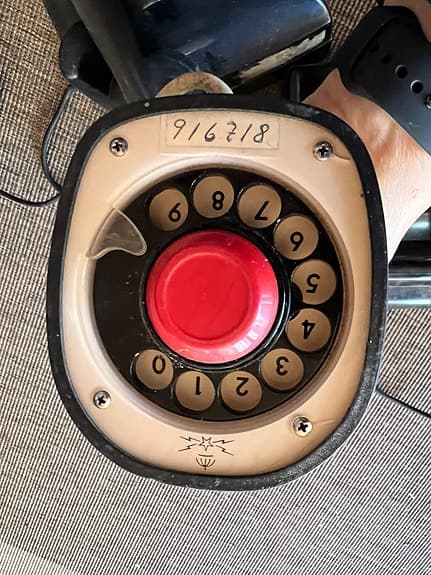 Tre vintage telefoner