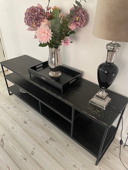 Fin Tv-möbel/sideboard från Mio, svart