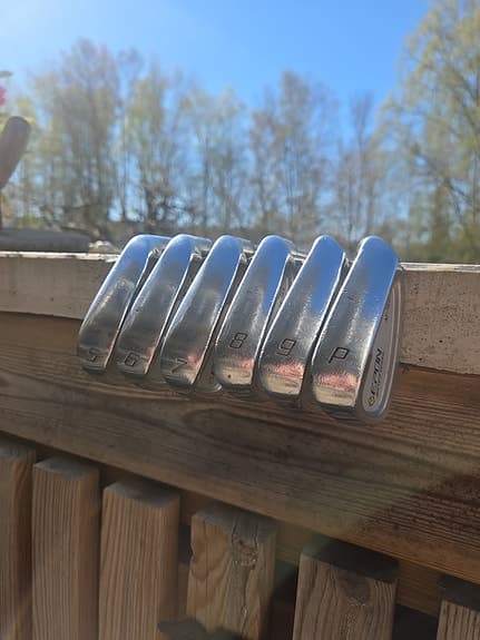 Epon AF-301 järnset golfklubbor