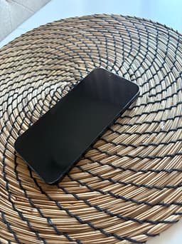 iPhone 14 / 128GB