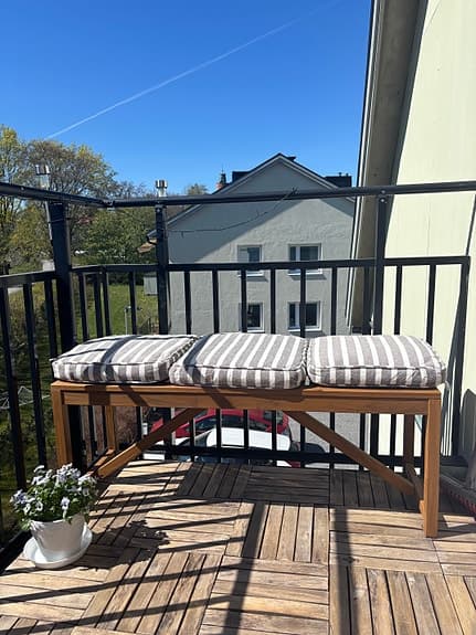 Trädgårdsbänk IKEA Nämnarö