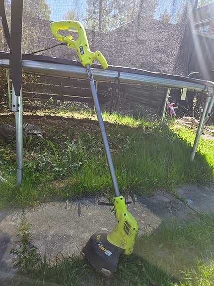 Trädgårdstrimmer