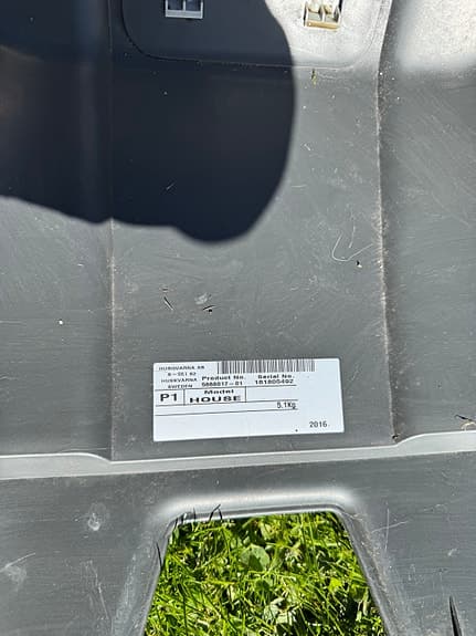 Gardena robotgräsklipparhus P1 grå/svart