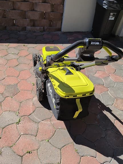 Ryobi 36V gräsklippare gul/svart