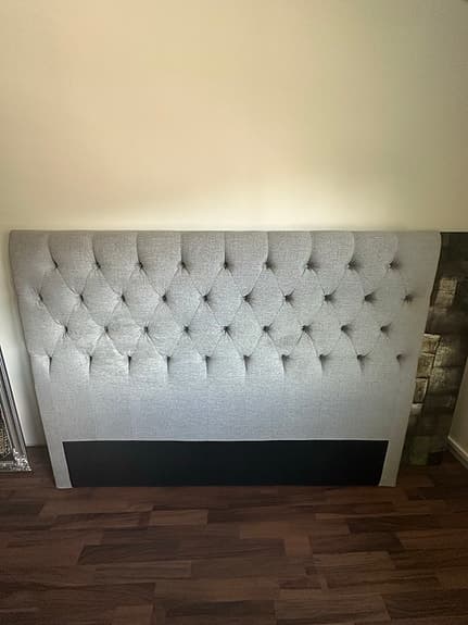 Lyxig sänggavel från Mio – 180 cm (Ljusgrå)