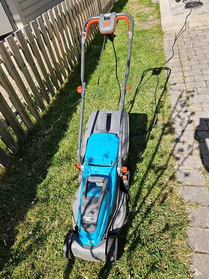 Gardena elektrisk gräsklippare blå/grå