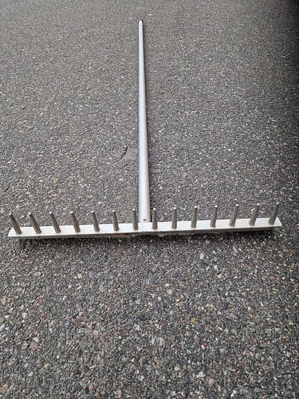 Zoco-Undorii aluminiumräfsa med metallpinnar