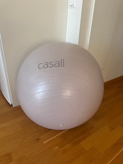 Casall pilatesboll träningsboll 70-75 cm beige